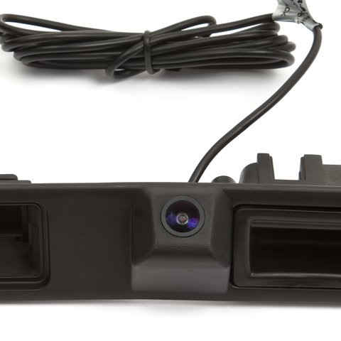 Камера заднего вида в планку багажника для Audi A4 / A6L /Q7 / Allroad Превью 3